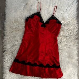 Vintage Victoria’s Secret Gold Label Satiny Slip